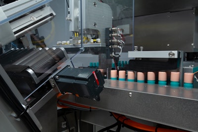 The ProFill system’s motion equipment includes AM8100 series servomotors from Beckhoff with One Cable Technology.