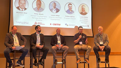 (from left) Michael Sher, CEO, Tapwow; Loren Miller, Director, Business Development, Identiv; Peter Bloch, Market Development Manager for North America, Avery Dennison; Ruben Nance, program director, preferred design recognition, Association of Plastics Recyclers (APR); Louis Parker, Business Development Manager, Checkpoint Systems