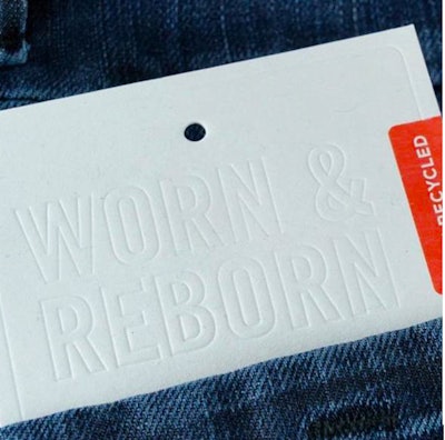 The 100% recycled tags are crafted from 20% post-consumer denim fibers and 80% recycled materials such as coffee cups.