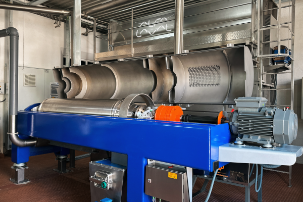 The new decanter has helped the longtime olive cooperative meet demand by increasing its production four-fold.