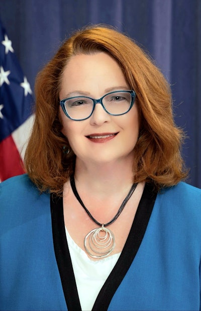 Danielle Waterfield Headshot