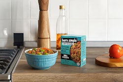 Born Simple’s Terriyaki Chicken Bowl is packaged in a six-layer Tetra Pak retortable carton: four polypropylene layers, one aluminum barrier, and paperboard making up nearly 70% of the structure.