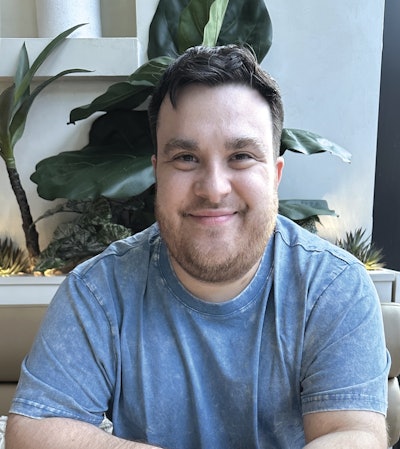 Oem 1025 F1 On The Rise Matthew Ferreira