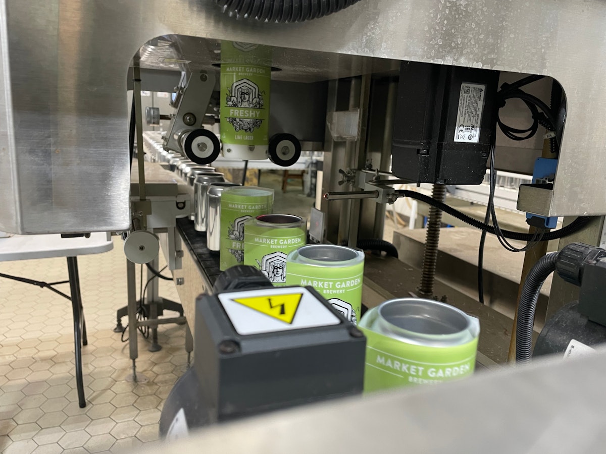 15 อันดับแรกของปี 2025 #14: โรงเบียร์สร้างรันเวย์เพื่อการเติบโตสู่ความแน่นแฟ้น