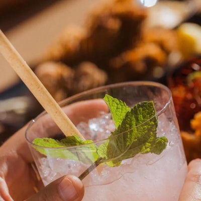 The product is designed to break down without leaving microplastics and is free from plastic, polylactic acid (PLA), and PFAS.