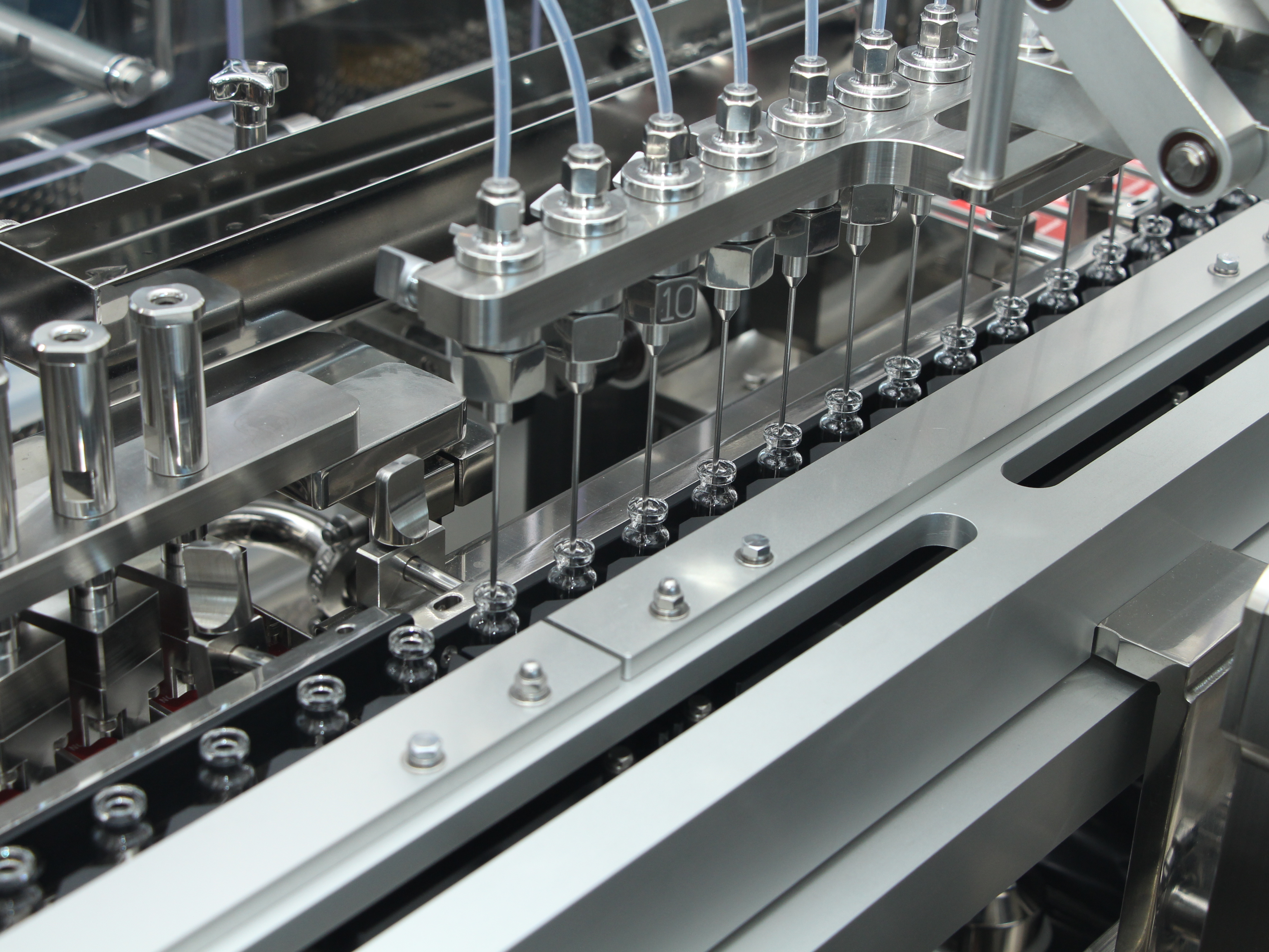 Shibuya delivers complete pharmaceutical/biopharmaceutical manufacturing solutions that support pharmaceutical manufacturers across a broad spectrum of container/closure systems from aseptic filling to final product packaging.