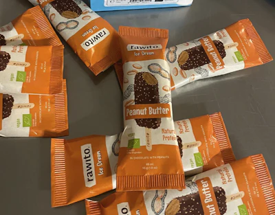 One.five’s AI process recommended using Hazelsun, a paper-based barrier material made from agricultural byproducts rather than wood pulp for Rawito’s ice cream bar wrapper.