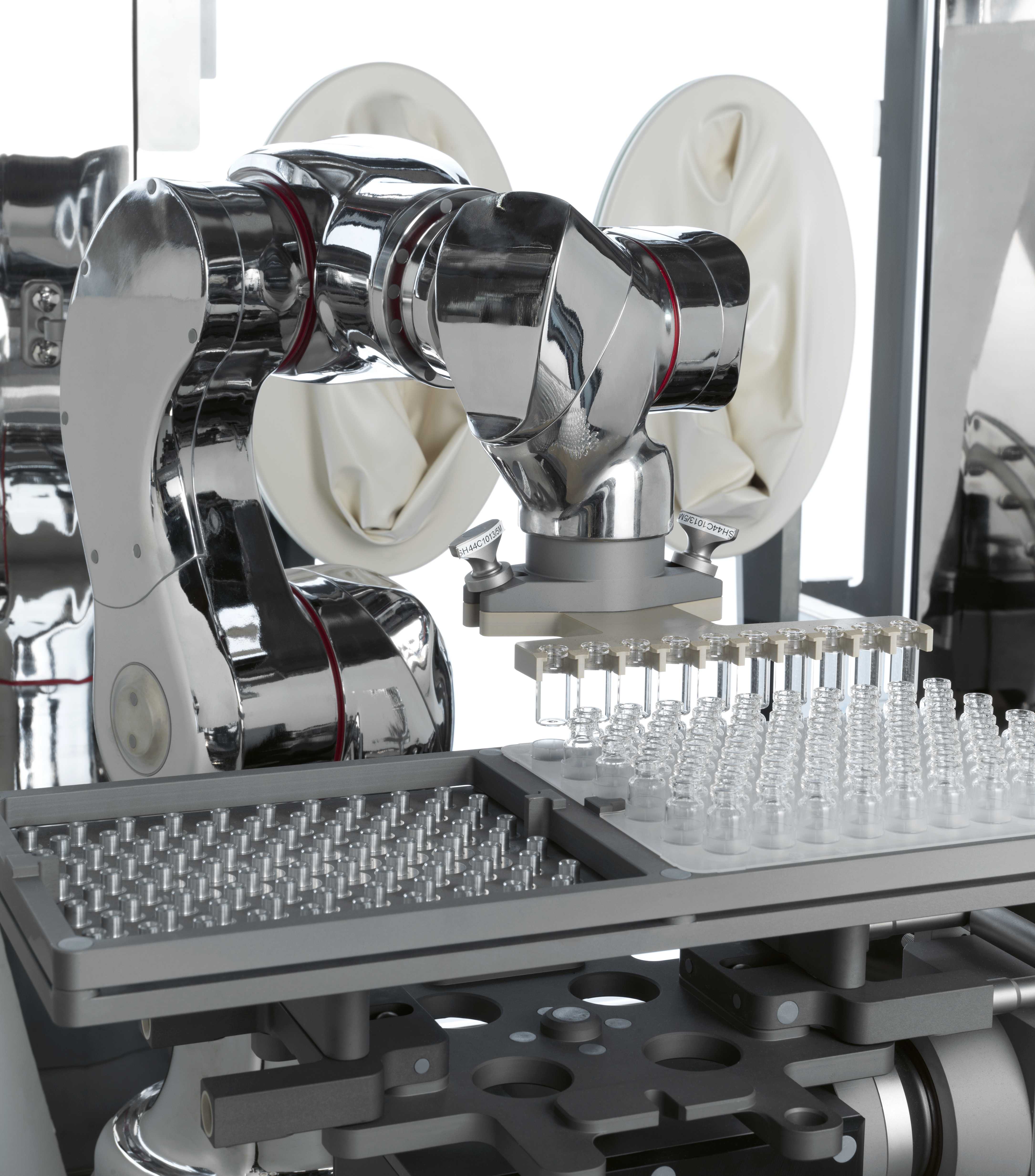 Robotic D Nest Vial Pick Up