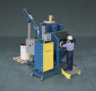 FLEXICON integrated glove box, bag compactor, and flexible screw conveyor ensures efficient, dust-free transfer from hand-carried bags or containers.