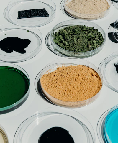 Living Ink Technologies’ algae-derived pigments and ink components are produced from discarded algae biomass, which is processed and refined into carbon-negative Algae Black pigment for commercial printing applications.