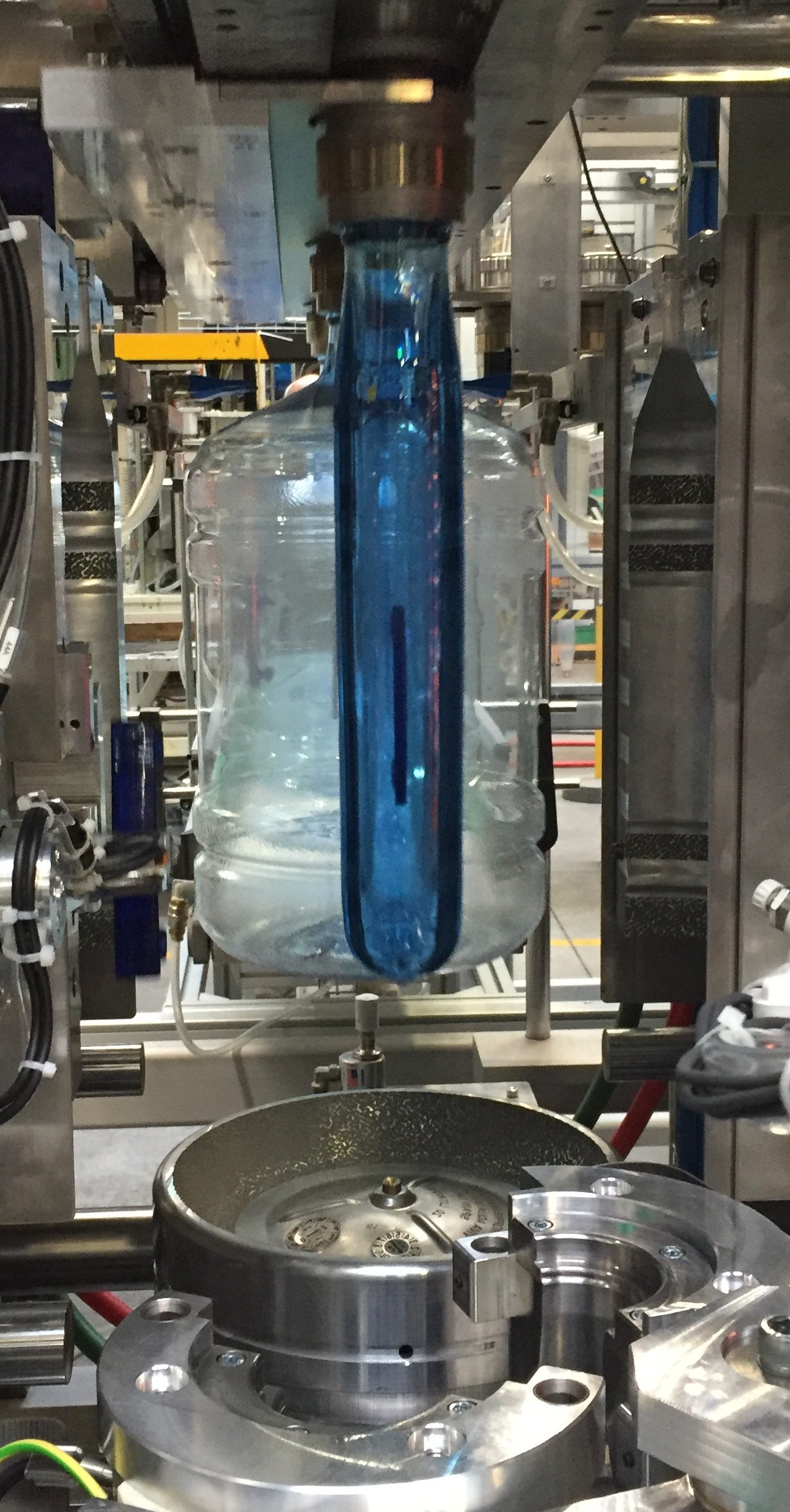 PSB System on SIAPI SX1 & SX2: Advanced Control of Preform Stretching ...