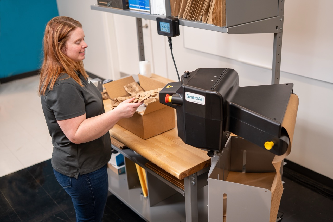 Sealed Air’s ProPad Mini swing-arm station
