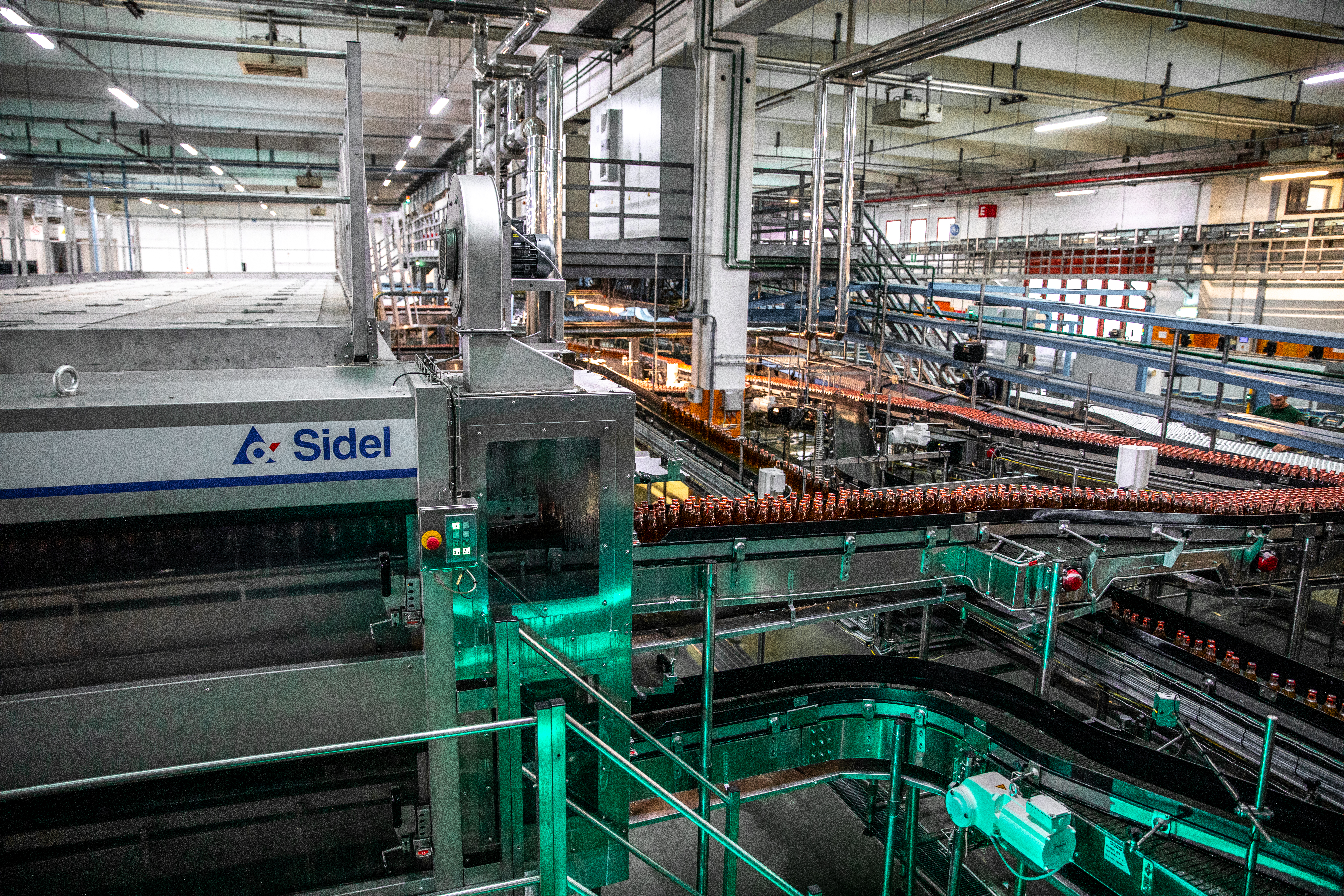 Refresco's Sidel's SWING® Evo pasteuriser at its Sulmona, Italy, plant has helped cut water and energy use by up to a factor of 20.